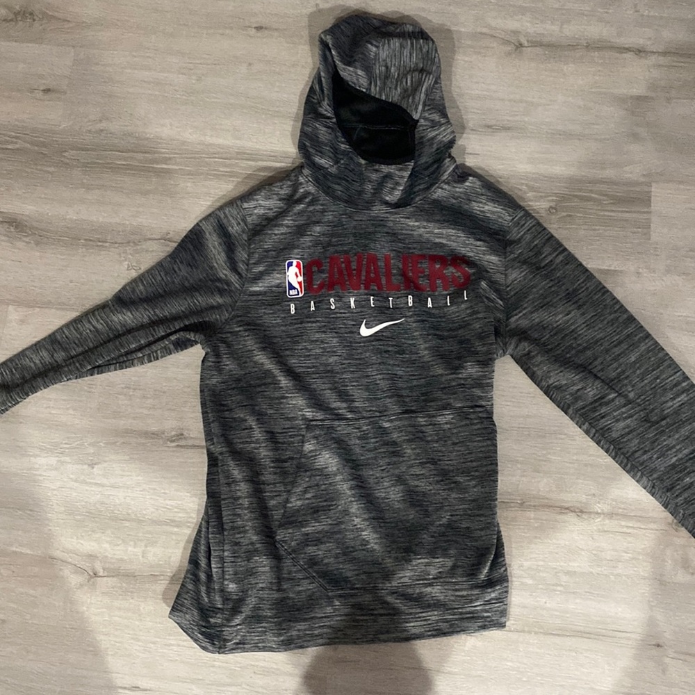 Cavaliers Basketball Sweatshirt L